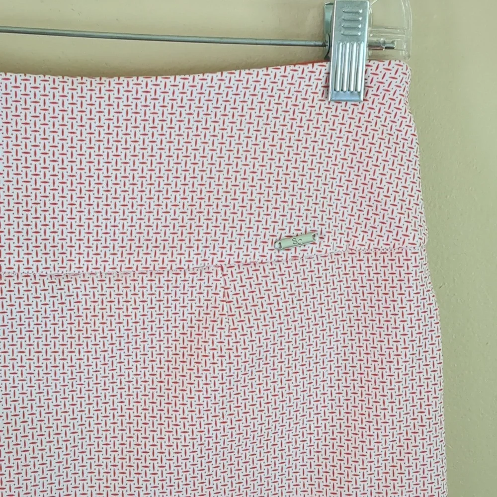 Small S.C.&Co. Coral Pink And White Pull On Skort Golf